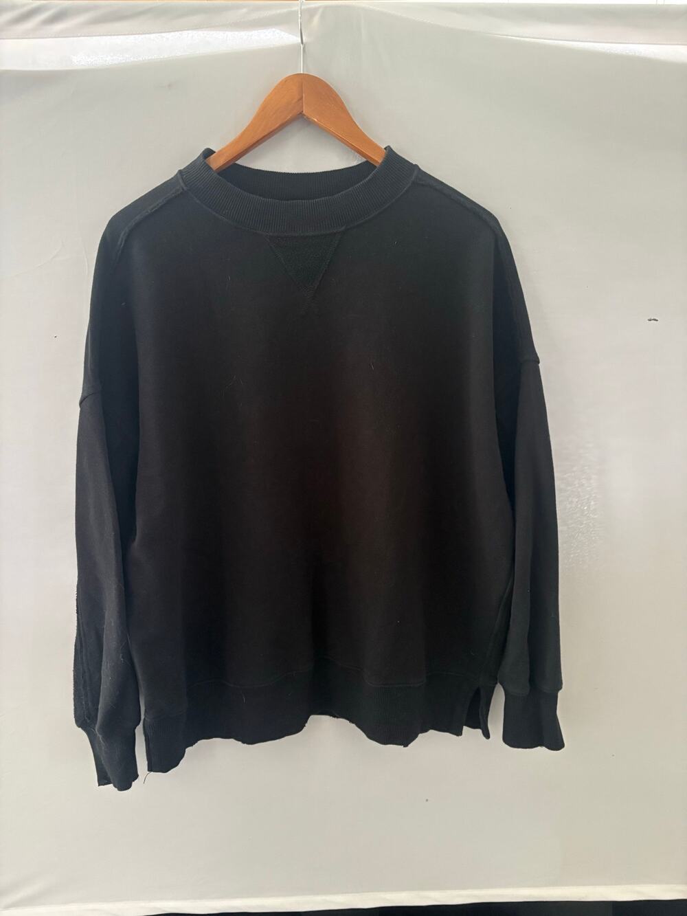 Aerie Crewneck Sweatshirt Women's Small Black Exposed Seam Fits M/L